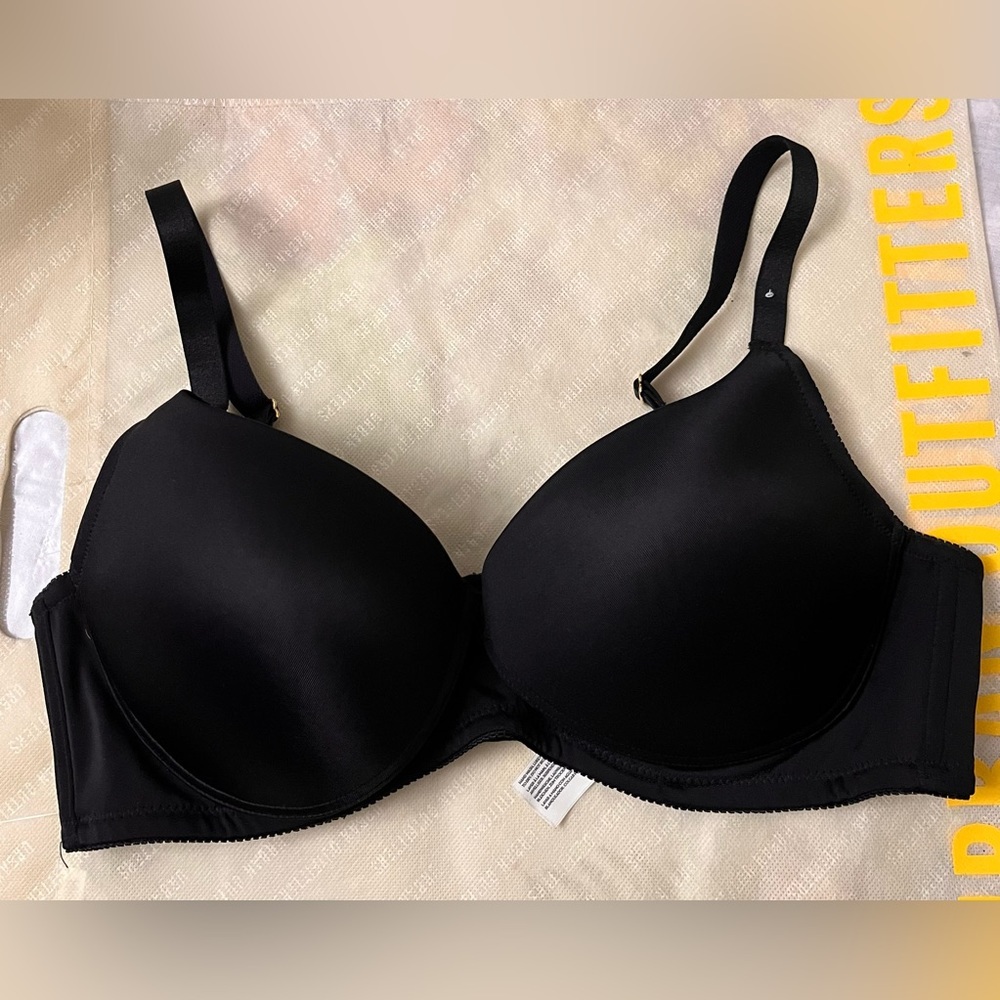 THYME MATERNITY NURSING BRA Sz 36C BLACK